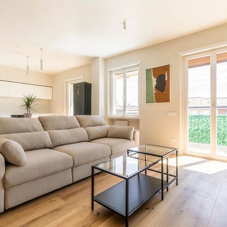 La Dolce Vita - Sunny Penthouse Trastevere Station 100Sqm 로마 외부 사진