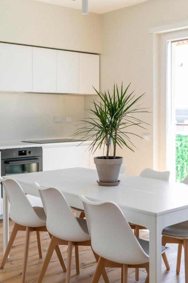 La Dolce Vita - Sunny Penthouse Trastevere Station 100Sqm 로마 외부 사진