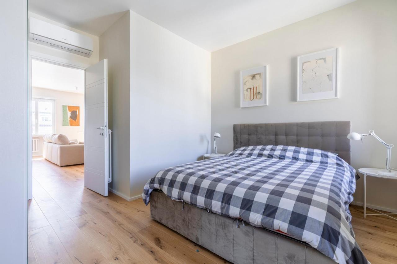La Dolce Vita - Sunny Penthouse Trastevere Station 100Sqm 로마 외부 사진