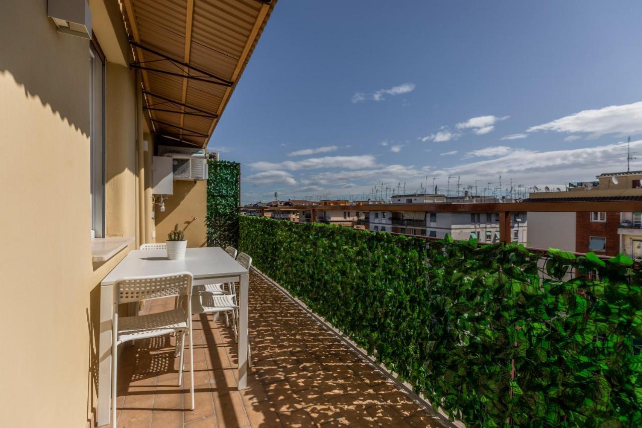 La Dolce Vita - Sunny Penthouse Trastevere Station 100Sqm 로마 외부 사진