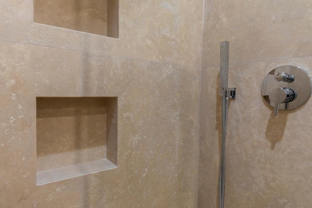 La Dolce Vita - Sunny Penthouse Trastevere Station 100Sqm 로마 외부 사진
