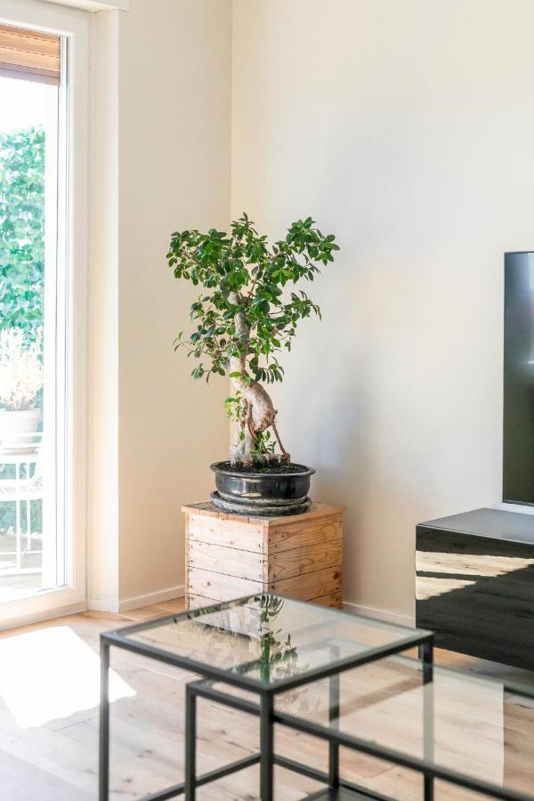 La Dolce Vita - Sunny Penthouse Trastevere Station 100Sqm 로마 외부 사진